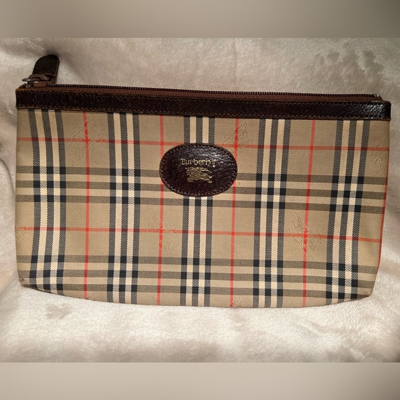 Burberry Nova Check Clutch - Picture 1 of 13